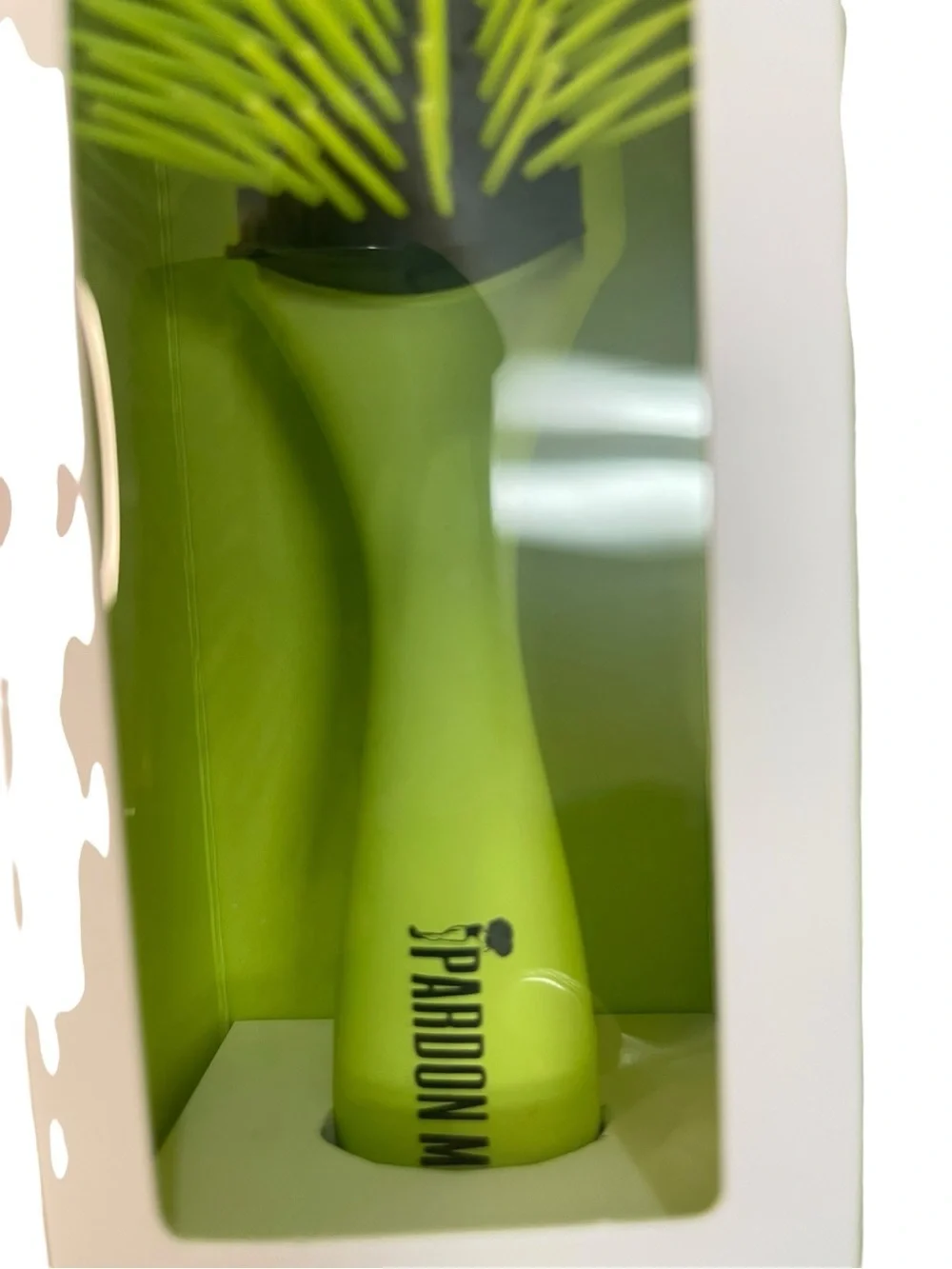 Pardon My Fro “I Don't Want No Tugs' Detangler Brush Green